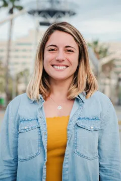 用户使用掌中彩票APP查看开奖